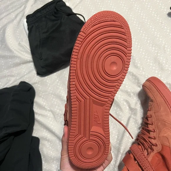 Air Force 1 dusty peach - Picture 2 of 2